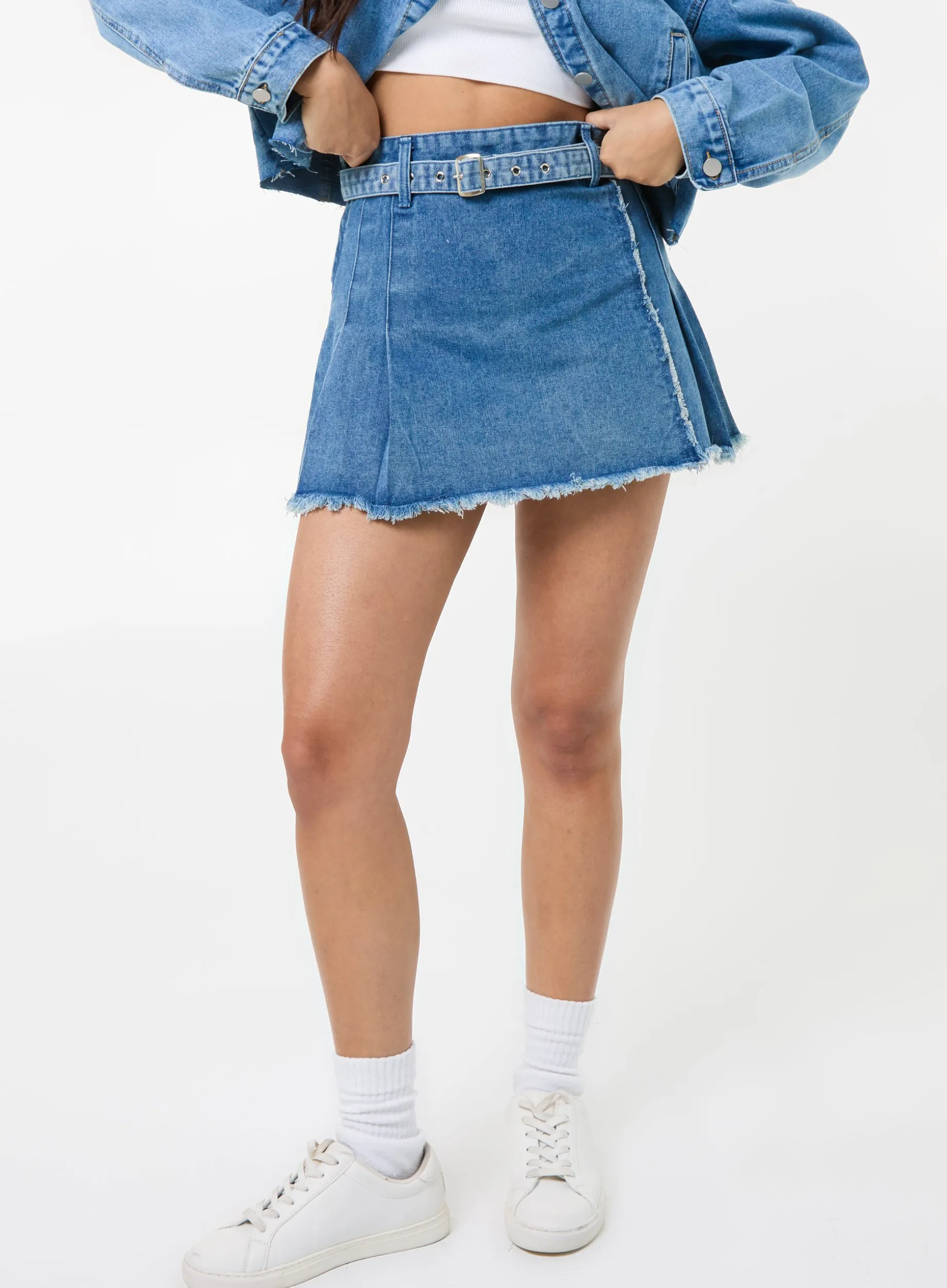 Belt Denim Pleated Mini Skirt