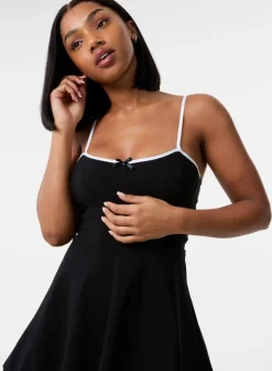 Contrast Binding Tiered Mini Dress