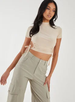 Cut Out Tide Side High Neck Crop Top