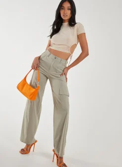 Cut Out Tide Side High Neck Crop Top