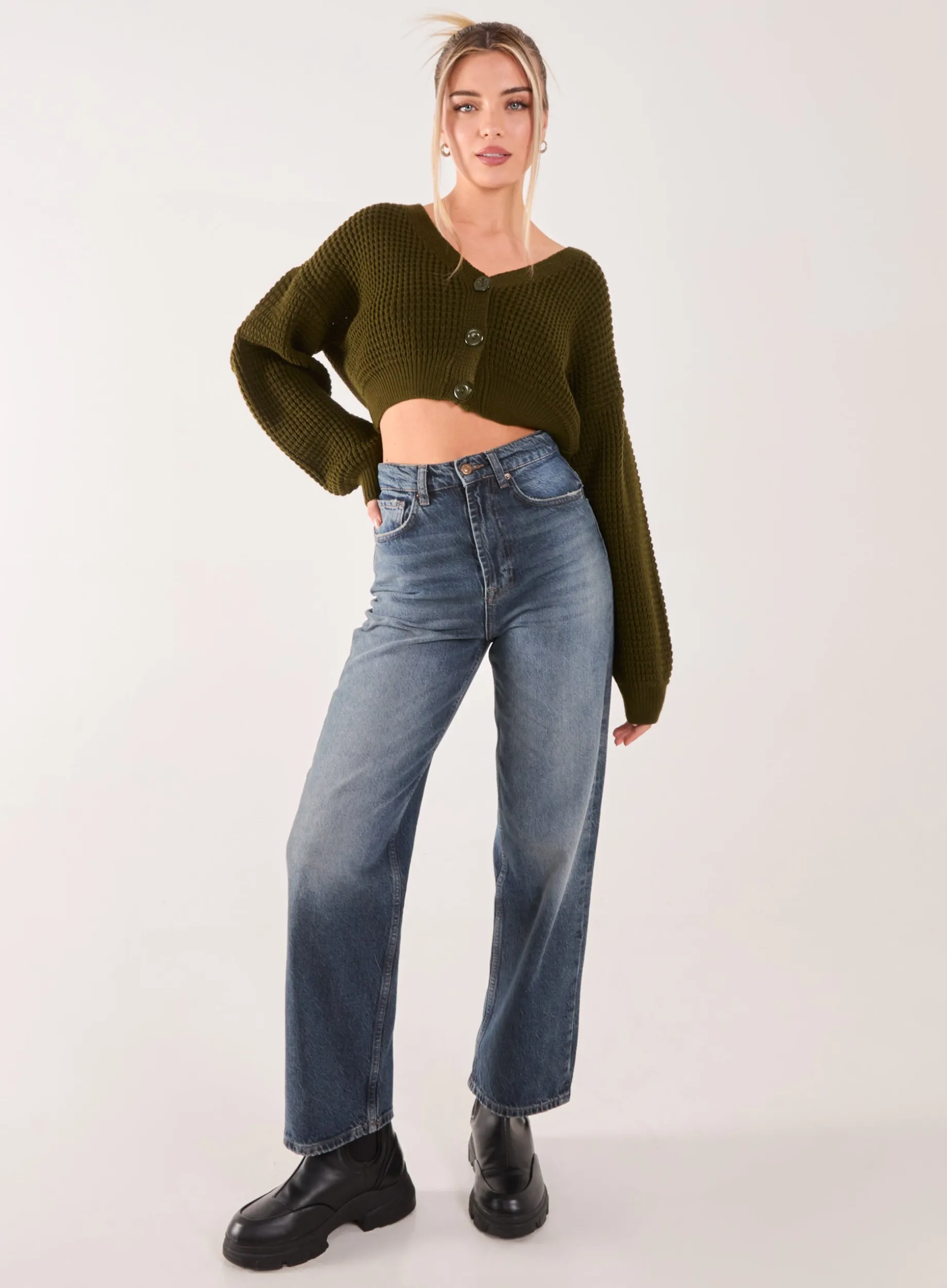 V Neck Cropped Knitted Cardigan
