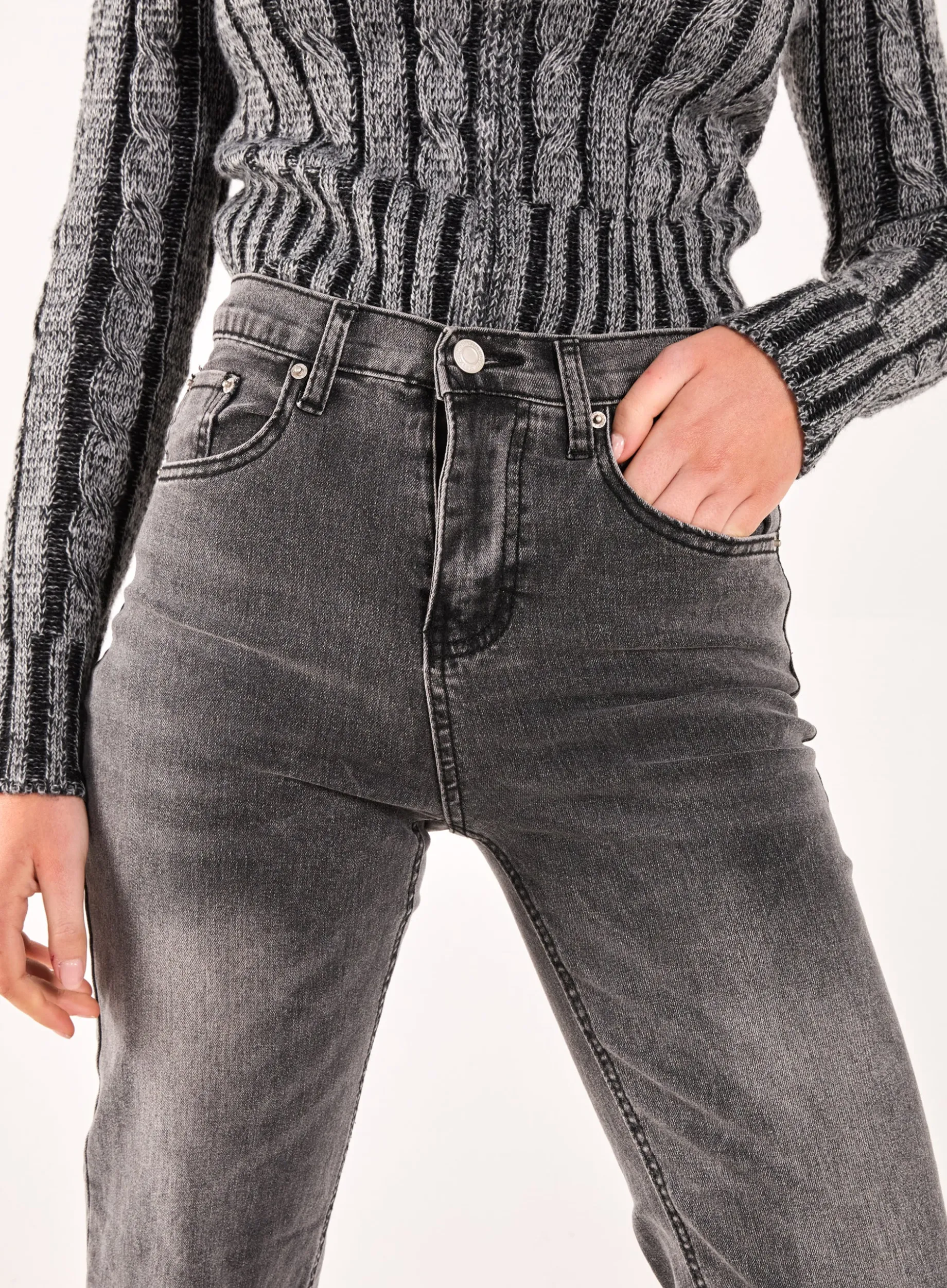 Washed Relaxed Fit High Waist Jeans