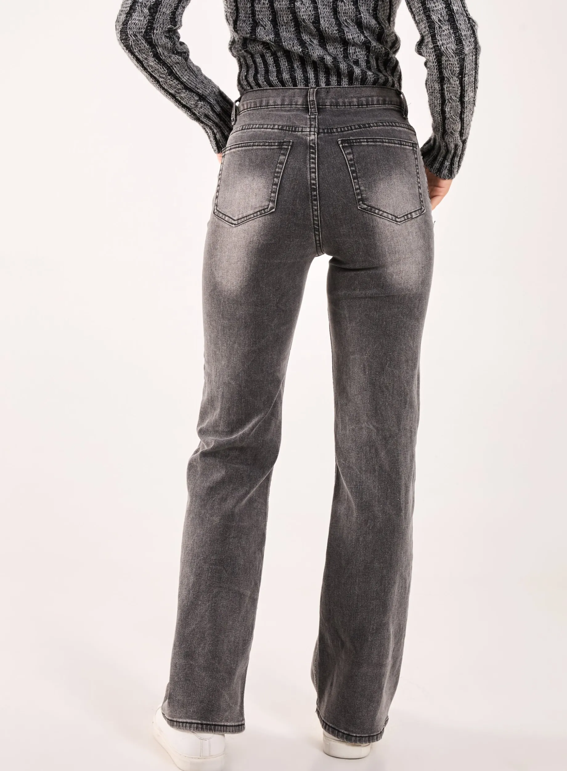 Washed Relaxed Fit High Waist Jeans